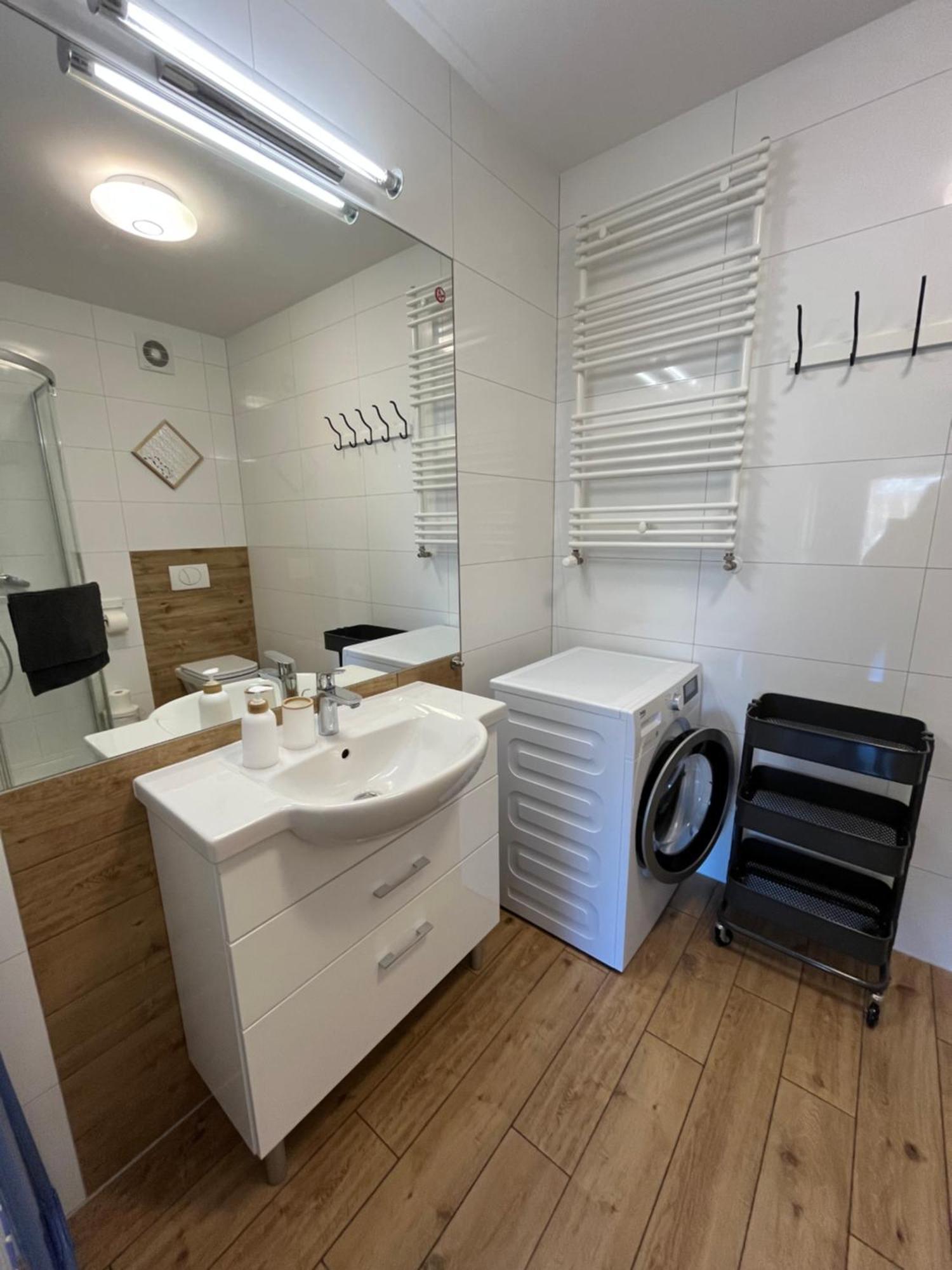 Apartament Polanki Z Basenem Blisko Plazy Daire Kolobrzeg Dış mekan fotoğraf